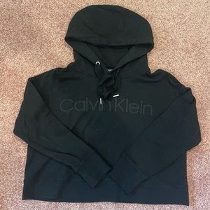Cropped Calvin Klein hoodie